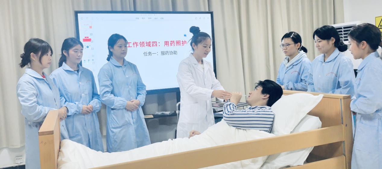 共育专业人才